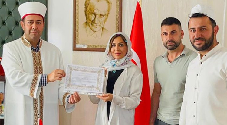 Alman Ghodsi, Elazığ'da Müslüman oldu