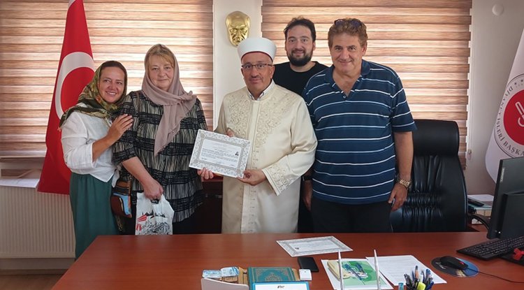 Macar kadın Erdek'te Müslüman oldu