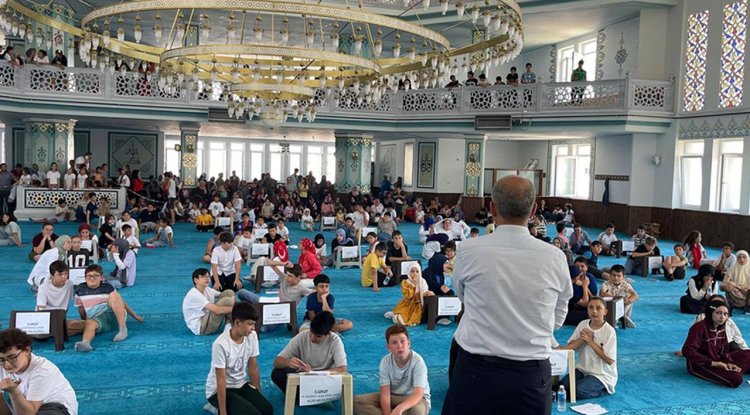 Atakum'da gençler camide bilgide yarıştı