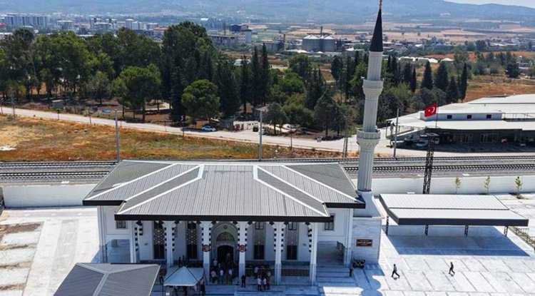 Cebelibereket Şehitlik Camii dualarla açıldı