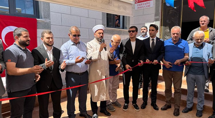 Eskice Köyü Camii dualarla açıldı