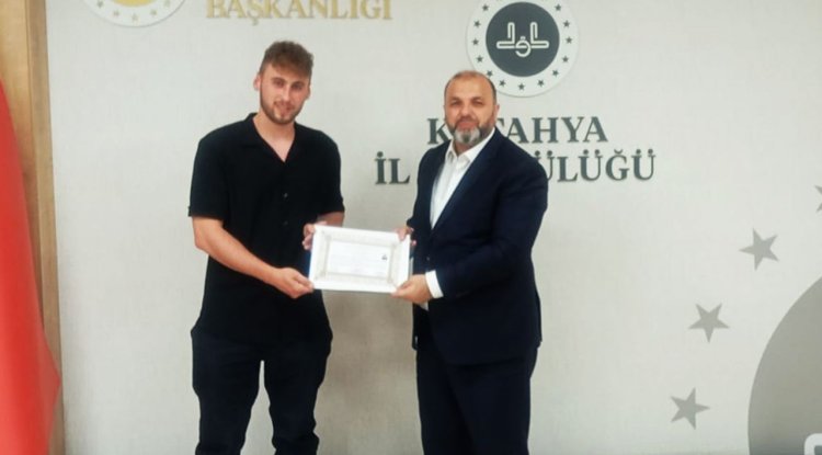 Alman genç Kütahya'da Müslüman oldu