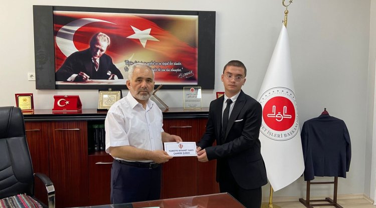 Türkiye birincisi ödüllendirildi