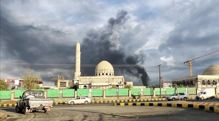 İşgalciler, Yemen'in başkenti Sana'ya hava saldırısı düzenledi
