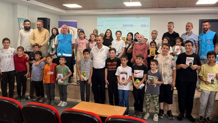 Bolvadin'de Yaz Kur’an Kursu öğrencileri bilgi yarışmasında ter döktü