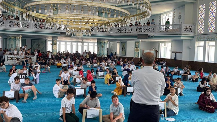 Atakum'da gençler camide bilgide yarıştı