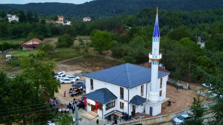 Düzce Saz Köyü Camii yeniden ibadete açıldı