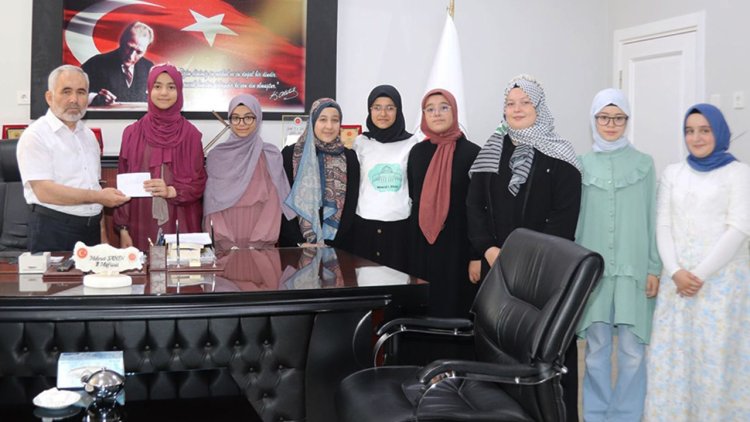Kur’an Kursu öğrencilerinden Gazze’ye yardım