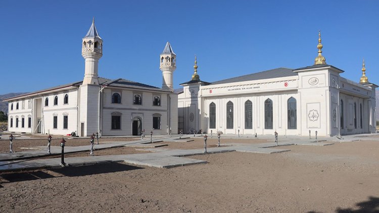 Erzincan'da hayırseverlerin desteğiyle inşa edilen "Terzibaba Külliyesi" hizmete açılıyor