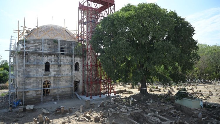Edirne'de yalı camisi özelliğindeki Evliya Kasımpaşa Camii'nin onarımı sürüyor