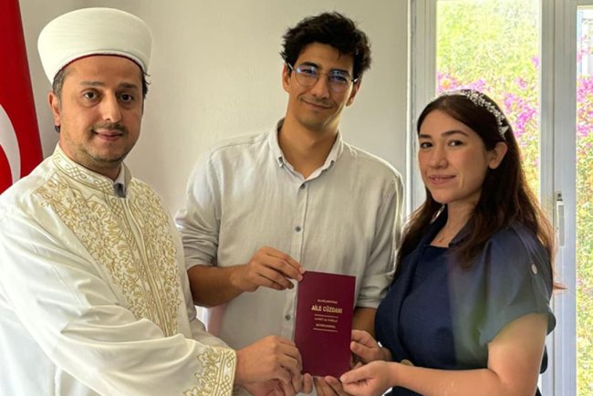 Datça Müftülüğü'nde ilk resmi nikah kıyıldı