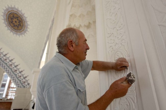 Trabzonlu taş ustası Türkiye'de 'yılın ahisi' seçildi