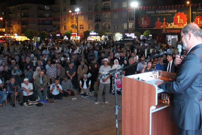 Karamanlılar Mevlid-i Nebi'de meydanda buluştu