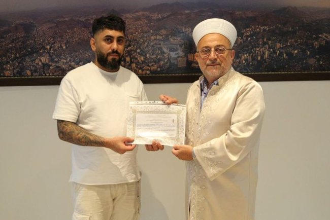 Irak Vatandaşı Patrous İstanbul’da Müslüman oldu