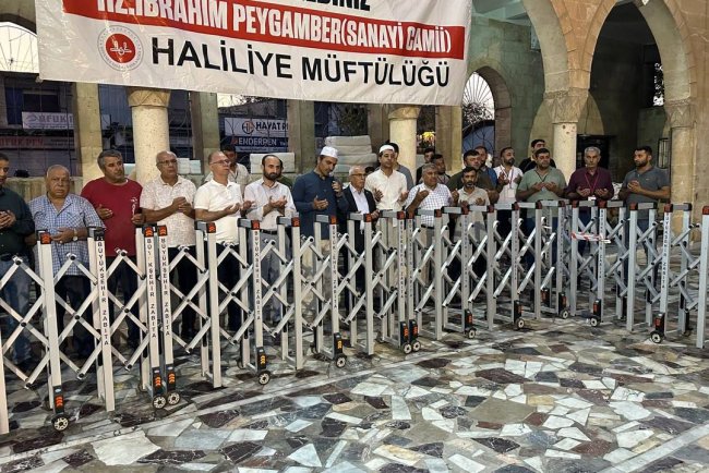Haliliye'de 5 bin kişi sabah namazında buluştu