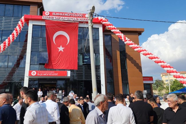 Elmalı'da müftülük külliyesi hizmete açıldı