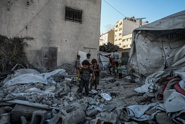 İşgalcilerin kıtlığı dayattığı Gazze'de son 24 saatte 6 kişi daha açlıktan şehit oldu