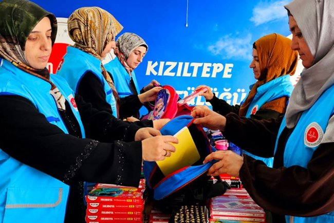 TDV Kızıltepe Şubesi Kadın Kollarından eğitime destek