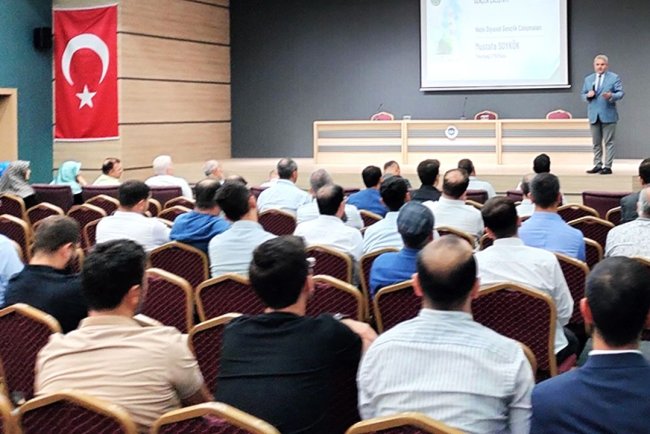 Tekirdağ'da Mevlid-i Nebi ve Gençlik Çalıştayı düzenlendi