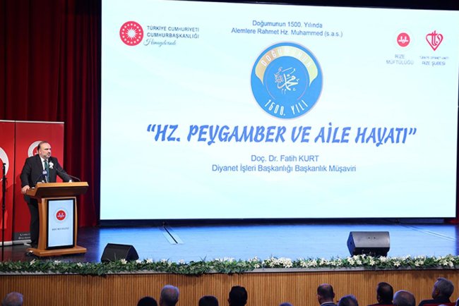 Rize'de "Hz. Peygamber ve Aile Hayatı" konferansı düzenlendi