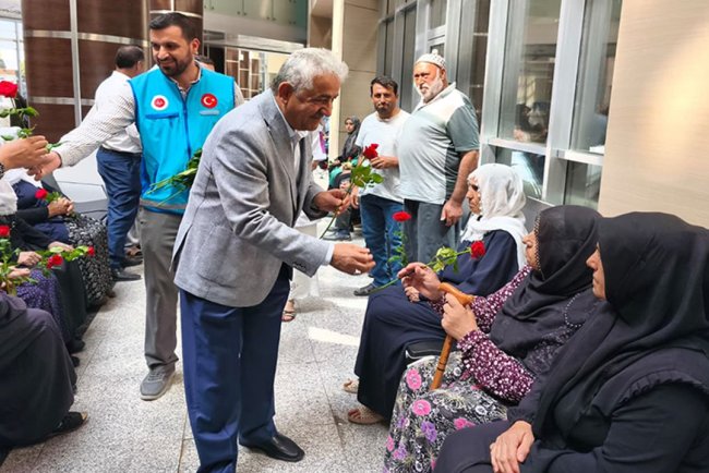 Adıyaman'da hastalara Mevlid-i Nebi ziyareti