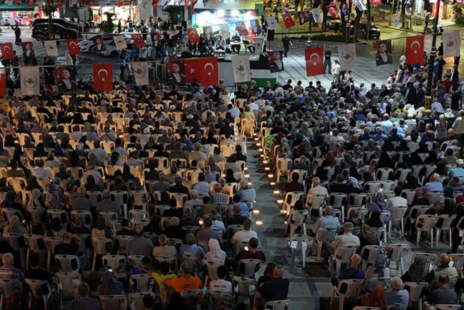 Burdur'da Mevlid-i Nebi coşkusu meydanlara sığmadı