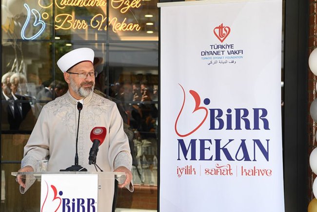 Başkan Erbaş: Dünyayı iyilik değiştirir