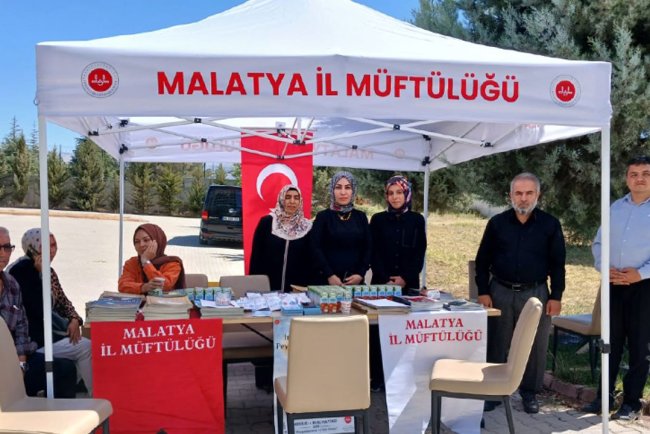 Malatya'da Mevlid-i Nebi tanıtım standı açıldı