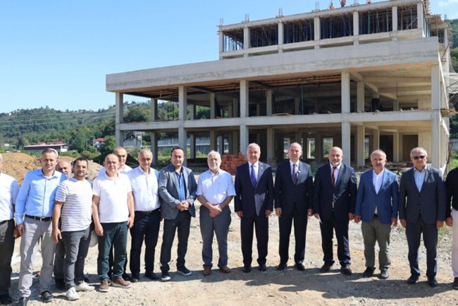 Dini İlimler Külliyesi hayırseverlerin desteğiyle yükseliyor