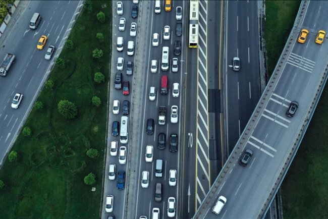 Trafiğe ağustosta 215 bin 130 aracın kaydı yapıldı