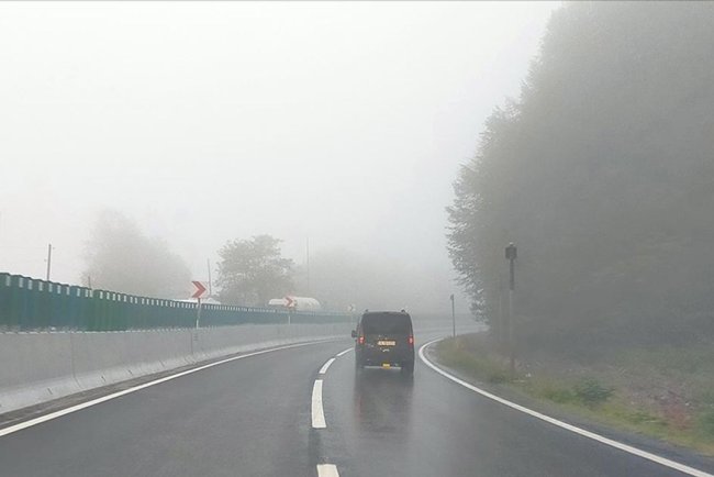 Bolu Dağı'nda sis etkili oluyor