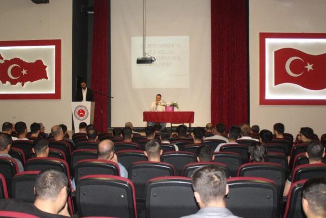 Cezaevinde Mevlid-İ Nebi programı