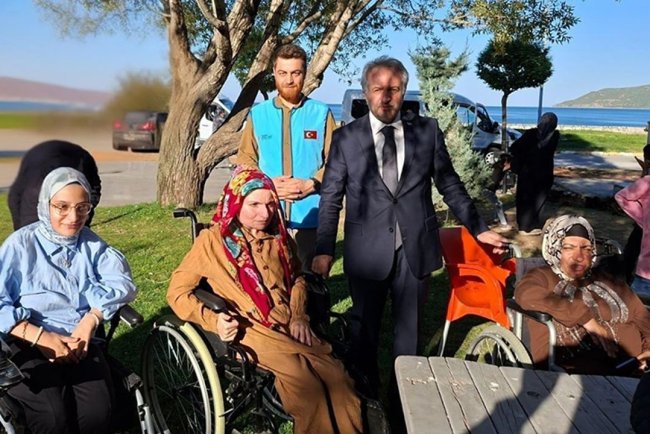 Bitlis'te engelli bireyler ve aileleri piknikte buluştu