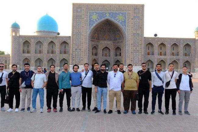 Eyüpsultanlı gençler Özbekistan'ı gezdi