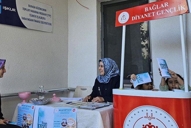 Bağlar'da üniversiteli gençler karşılandı