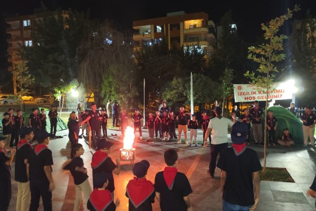 Genç İzciler ''Mevlid-i Nebi” Kampında Buluştu