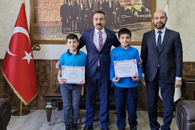 Çelikhan'da dereceye giren öğrenciler ödüllendirildi