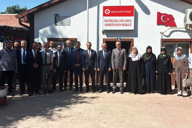 Ereğli Müftülüğü Bağımlılıkla Mücadele Merkezi ile gönüllere dokunuyor