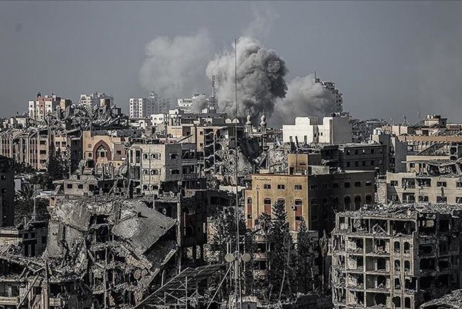 İşgal güçleri Gazze’deki el-Hılu Hastanesi’ni vurdu