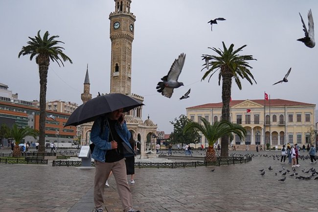 İzmir'de 121 gün sonra yağmur yağdı
