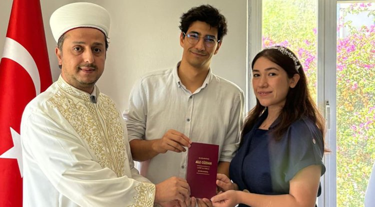 Datça Müftülüğü'nde ilk resmi nikah kıyıldı