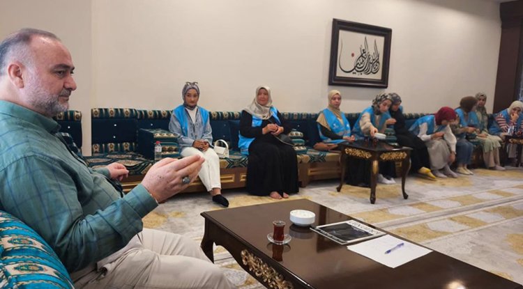 Üniversiteli gençler müftülükte staj deneyimiyle Diyanet'i tanıdı