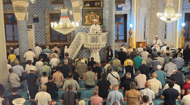 Rize’de Mevlid Gecesi dualarla idrak edildi