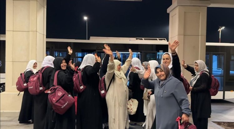 İçişleri Bakanlığı ve Diyanet İşleri Başkanlığınca şehit yakınları umreye uğurlandı