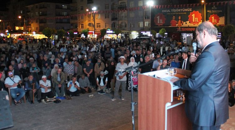 Karamanlılar Mevlid-i Nebi'de meydanda buluştu