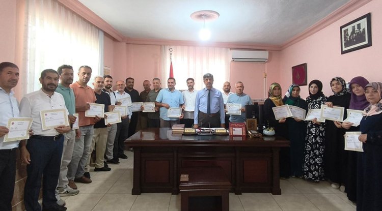 Anamur'da din görevlileri ödüllendirildi