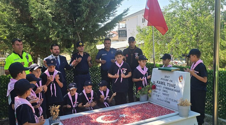 Hocalar'da izci gençler Mevlid-i Nebi etkinliğinde buluştu