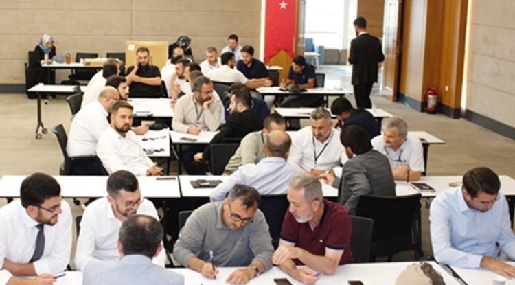 Aile hizmetlerinde görevli Diyanet personeli proje eğitiminde buluştu
