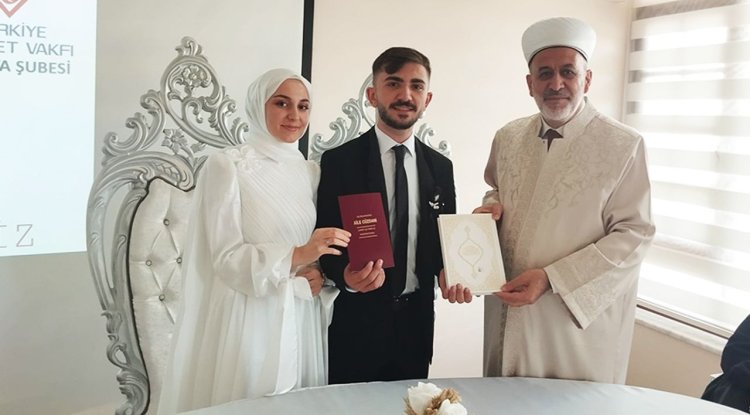 Isparta'da yılın çiftinin nikahı kıyıldı