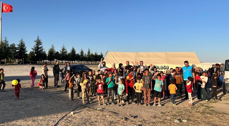 Niğde'de çadır kentteki çocuklar unutulmadı
